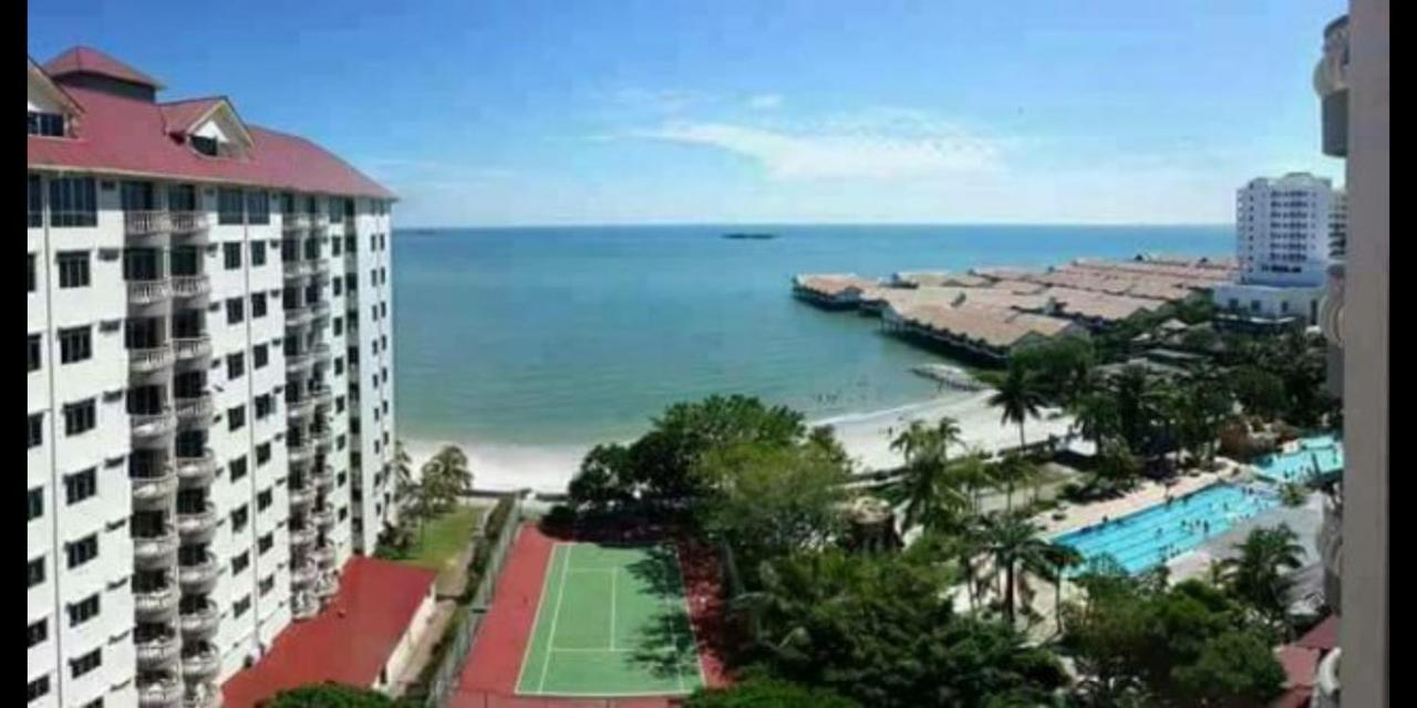 Glory Beach Resort Private Apartment Port Dickson Exterior photo